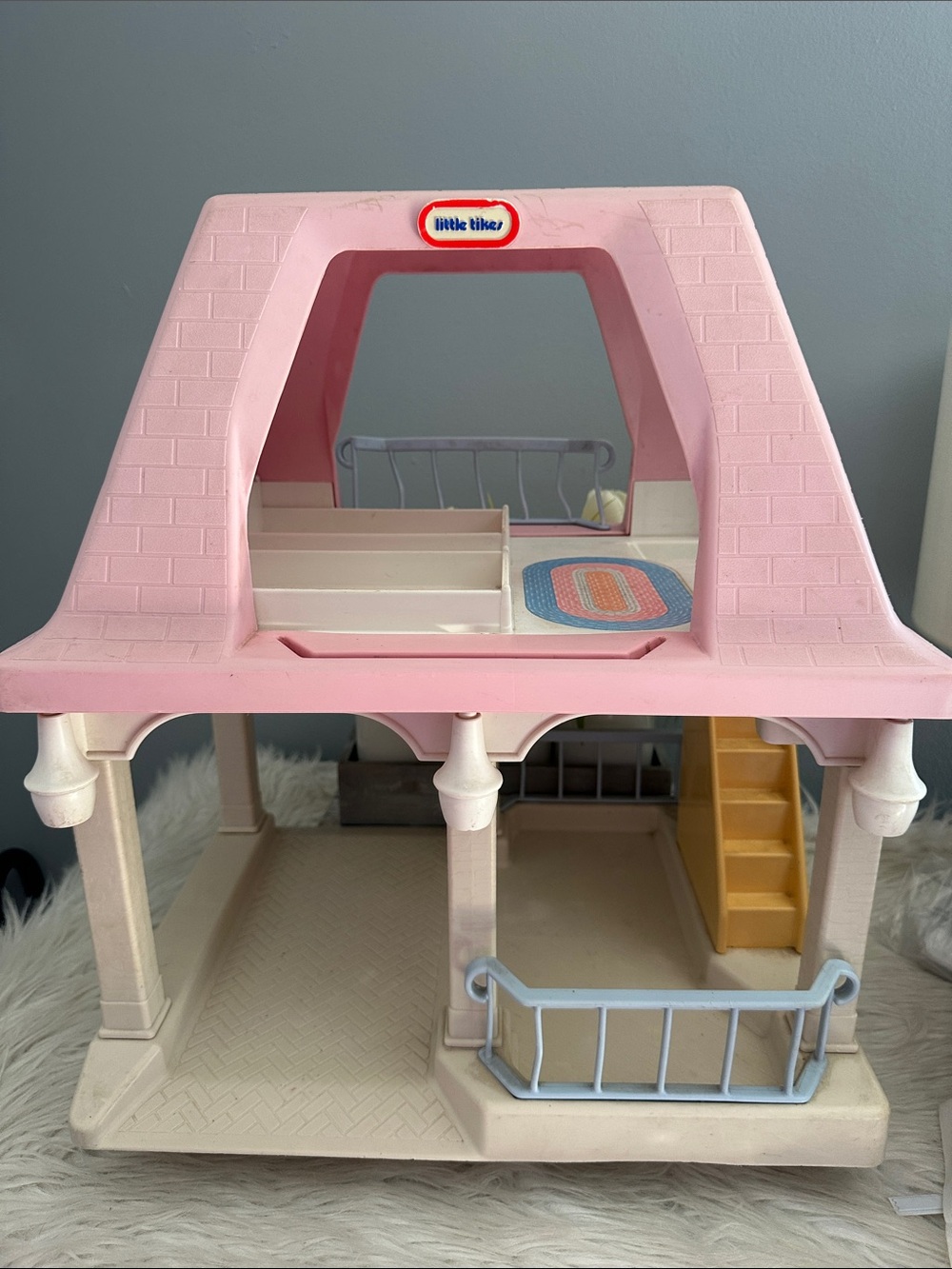 Vintage little tikes grandma’s cottage doll house